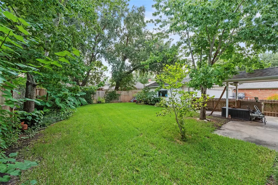 Exterior - 7403 Foxton Place Ct, Houston, TX 77095 photo 4 of 9