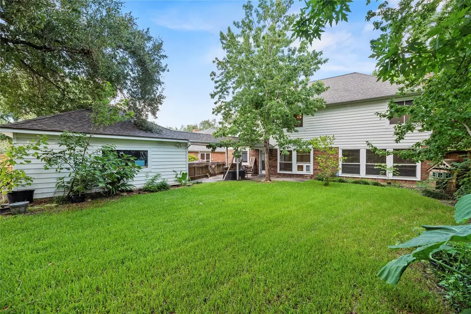Exterior - 7403 Foxton Place Ct, Houston, TX 77095 photo 5 of 9