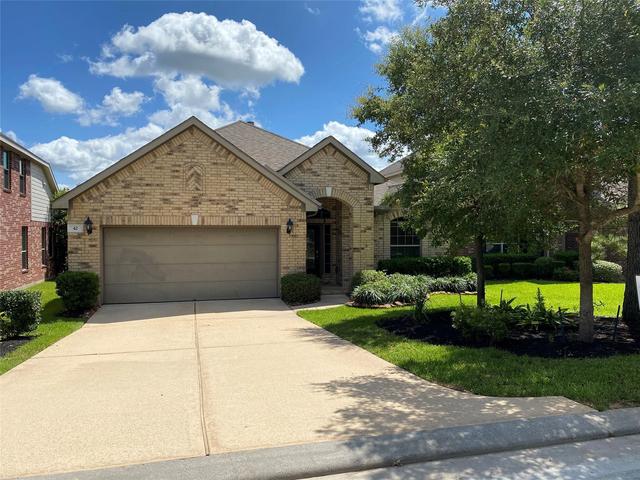 42 Black Swan Ct, The Woodlands, TX 77354