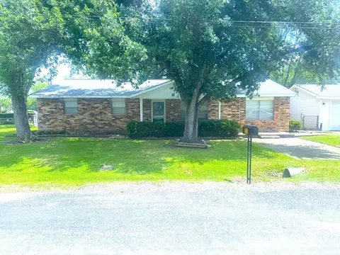 203 Franklin Rd, Wharton, TX 77488