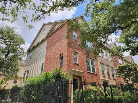 2722 Crawford St, Houston, TX 77004