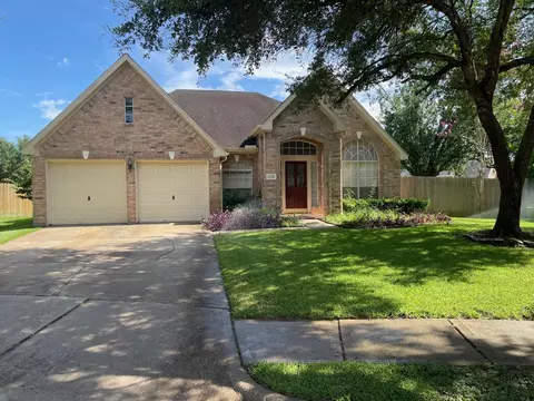 1131 Woodley Bnd, Sugar Land, TX 77479