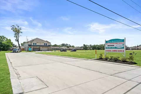 1367 Mixander Way, La Porte, TX 77571