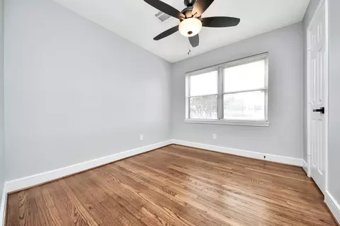 Bedroom - 2212 Raspberry Ln, Pasadena, TX 77502 photo 1 of 6