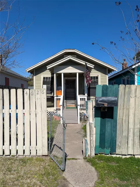4626 Avenue O 12, Galveston, TX 77551