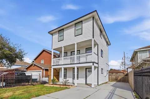 9026 Mcgallion Rd, Houston, TX 77022