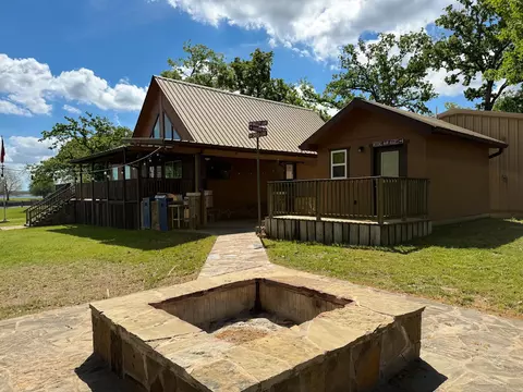 20707 Youpon Ct, Thornton, TX 76687
