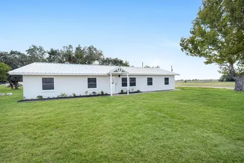 2265 County Road 312, Louise, TX 77455