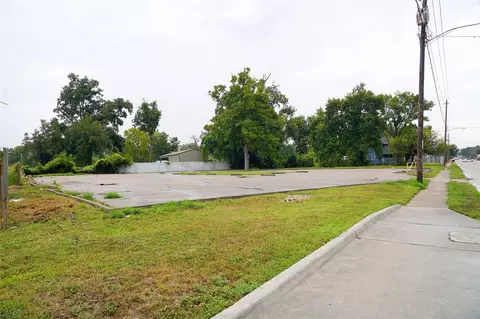 972 W Little York Rd NW, Houston, TX 77088