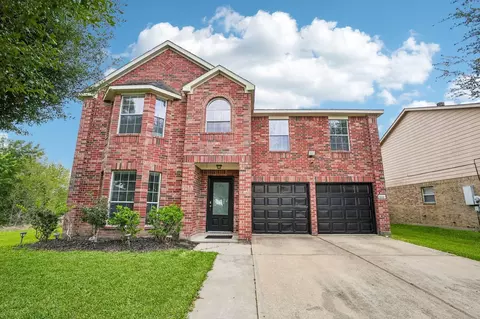 5119 Laurynnbrook Dr, Pasadena, TX 77505