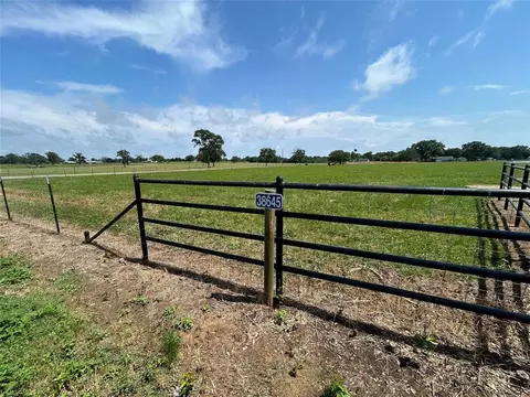 38645 Wiggins Rd, Hempstead, TX 77445 photo 7