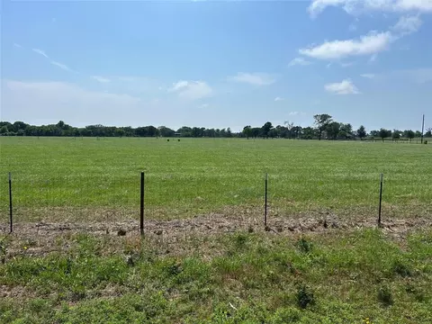 38645 Wiggins Rd, Hempstead, TX 77445 photo 5