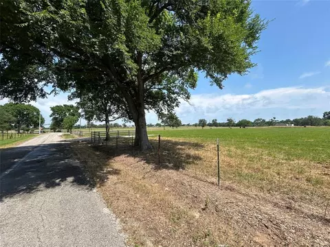 38645 Wiggins Rd, Hempstead, TX 77445 photo 12