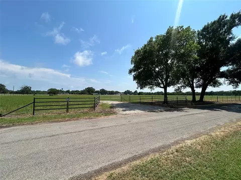 38645 Wiggins Rd, Hempstead, TX 77445 photo 8