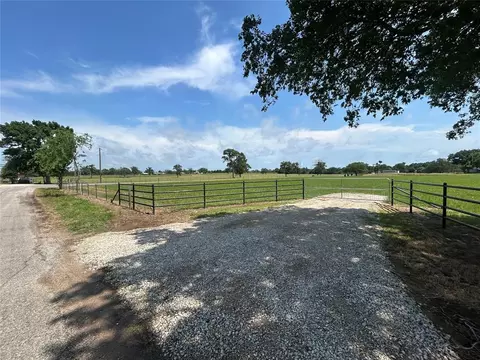 38645 Wiggins Rd, Hempstead, TX 77445 photo 10