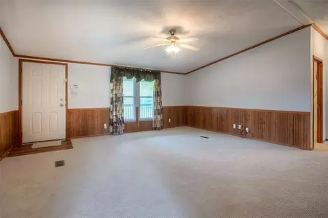 Living - 176 Low Keels Rd, Trinity, TX 75862 photo 2 of 5