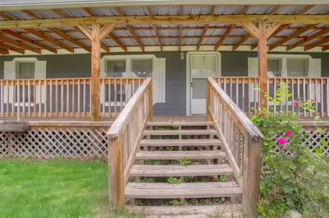 Exterior - 176 Low Keels Rd, Trinity, TX 75862 photo 2 of 3