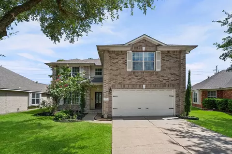 9306 Alzaada Ln, Houston, TX 77070