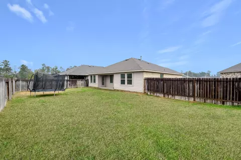 Exterior - 3407 Quiet Gate Ln, Conroe, TX 77301 photo 3 of 3