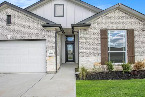 4309 Ellison St, Bay City, TX 77414
