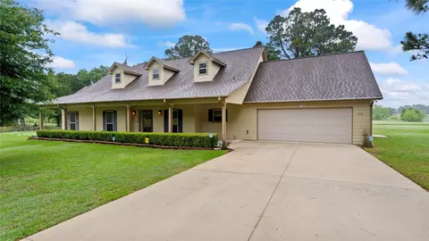 Exterior - 318 Jamestown Rd, Trinity, TX 75862 photo 8 of 8