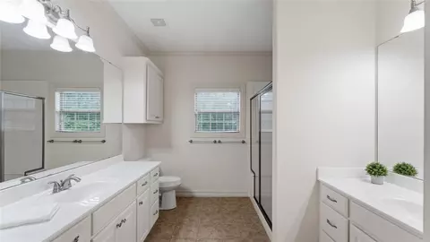Bath - 318 Jamestown Rd, Trinity, TX 75862 photo 4 of 7