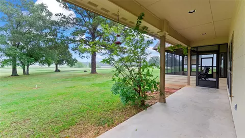 Exterior - 318 Jamestown Rd, Trinity, TX 75862 photo 7 of 8