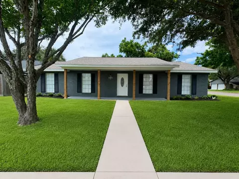 5819 Mavis Ln, Pasadena, TX 77505