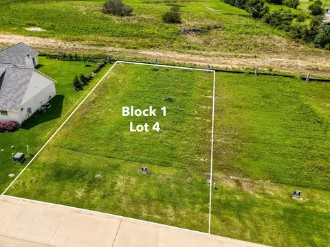 2433 Oak Hollow Ln, Brenham, TX 77833