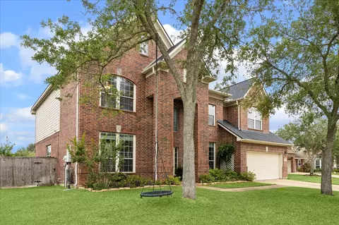 1125 Shady Knoll Ln, League City, TX 77573