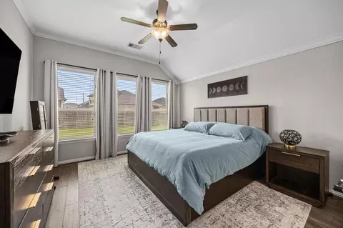 Bedroom - 31521 Timber Grove Ln, Spring, TX 77386 photo 1 of 3