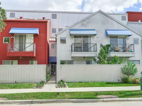 2811 Crawford St, Houston, TX 77004