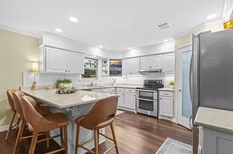 Kitchen - 1663 4th St, Nome, TX 77629 photo 3 of 4