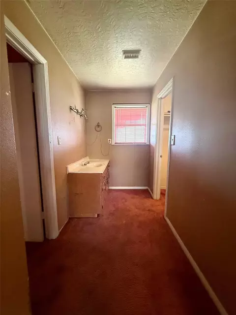Entry Way - 755 County Road 407, Markham, TX 77456 photo 2 of 2