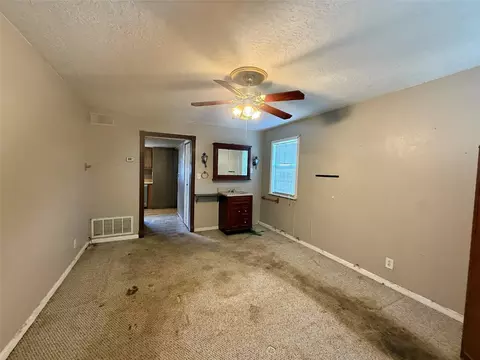 Bedroom - 755 County Road 407, Markham, TX 77456 photo 2 of 5