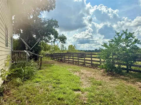 Exterior - 755 County Road 407, Markham, TX 77456 photo 5 of 9