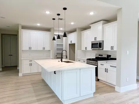 Kitchen - 2518 Liguria Ln, Spring, TX 77388 photo 2 of 3