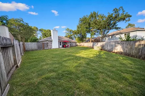 Exterior - 9107 Towerstone Ct, Spring, TX 77379 photo 2 of 5