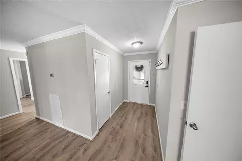 Entry Way - 9107 Towerstone Ct, Spring, TX 77379 photo 2 of 5