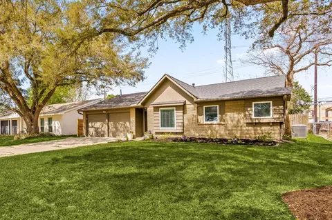5934 Willowbend Blvd, Houston, TX 77096
