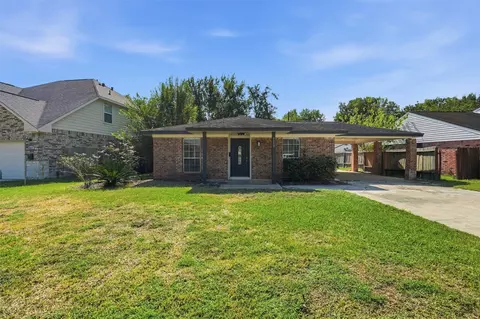 4510 Bungalow Ln, Houston, TX 77047
