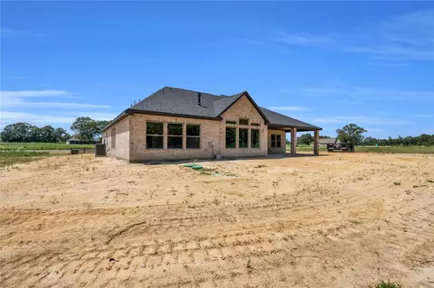 270 Seguin Dr, New Waverly, TX 77358
