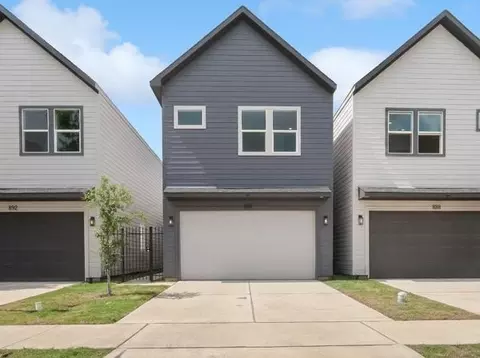 890 Paul Quinn St, Houston, TX 77091