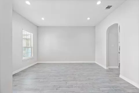 Living - 2307 Jitterbug Ln, Katy, TX 77493 photo 1 of 7