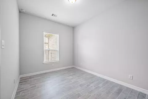 Bedroom - 2307 Jitterbug Ln, Katy, TX 77493 photo 6 of 6