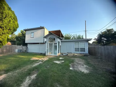 8412 Peekskill Ln, Houston, TX 77075
