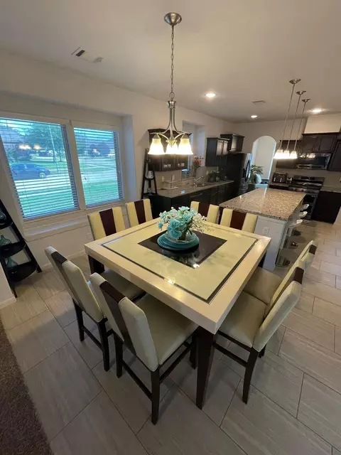 5415 Nero Lake Dr, Katy, TX 77449 photo 2