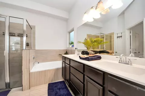 Bath - 5415 Nero Lake Dr, Katy, TX 77449 photo 2 of 4