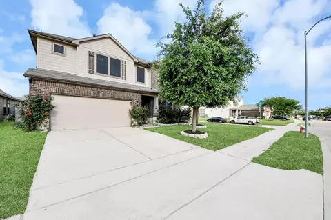 Exterior - 5415 Nero Lake Dr, Katy, TX 77449 photo 5 of 8