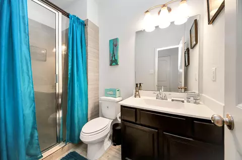 Bath - 5415 Nero Lake Dr, Katy, TX 77449 photo 1 of 4